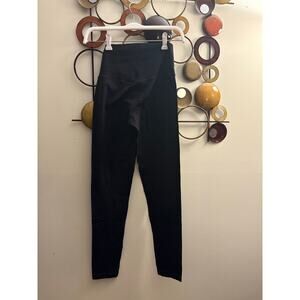 Women’s Offline by Aerie black leggings